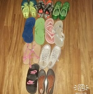 I am selling a whole bunch of shoes